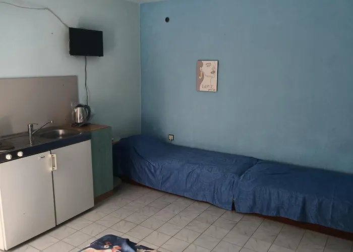 Πανσιόν Eli Μπαλτσίκ