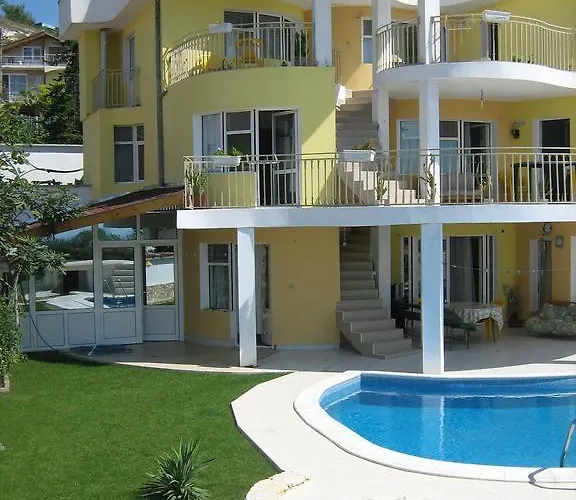 Eli Πανσιόν 2*